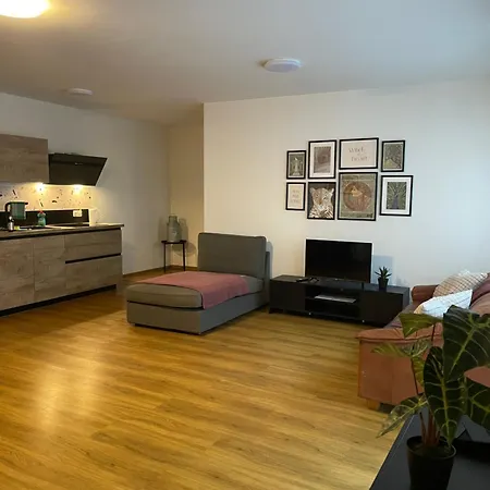 Hilde Apartment